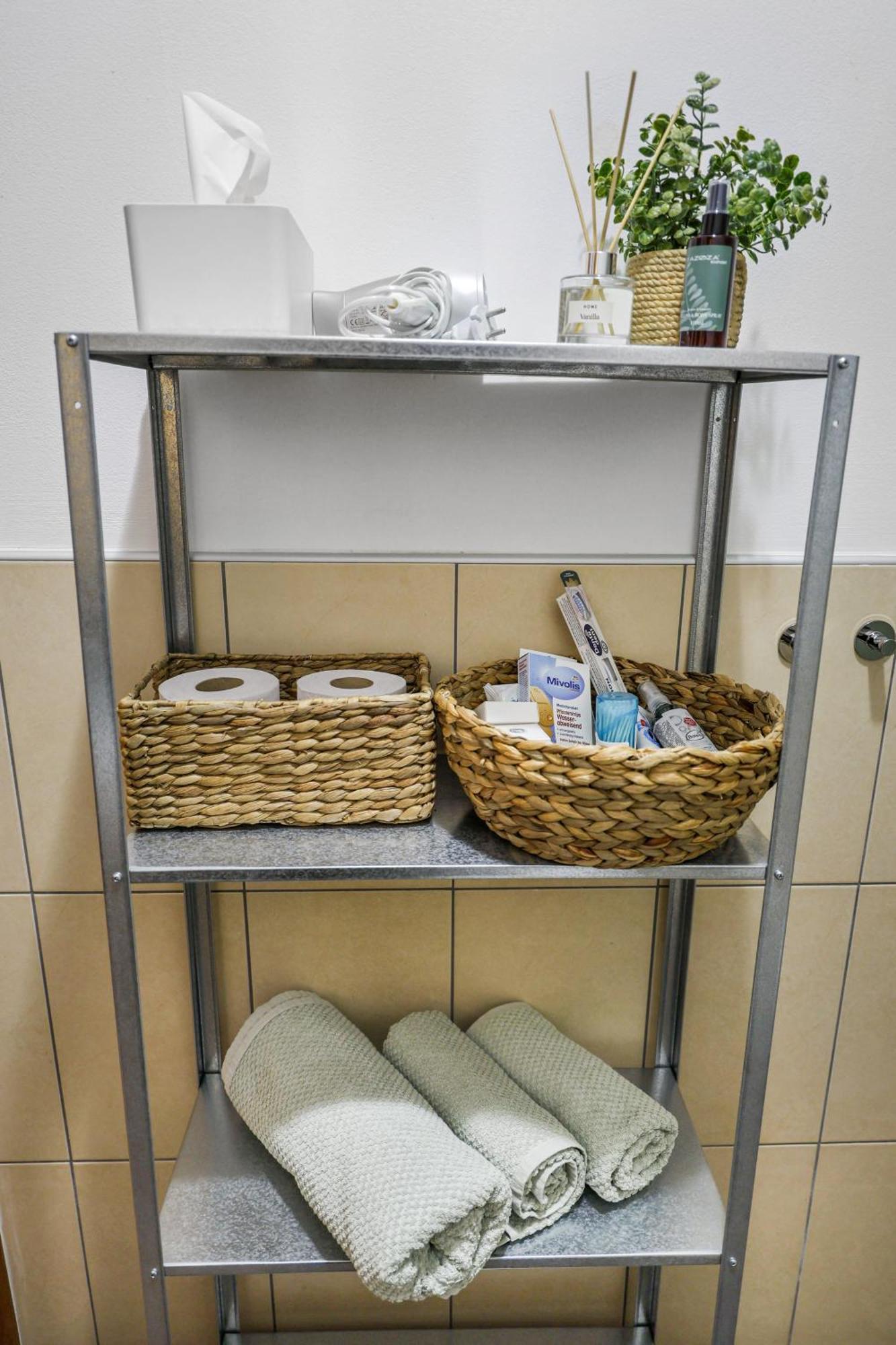Cozy Near Center - Zizkov Apartment *